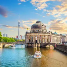 Jaka rzeka płynie przez Berlin? Poznaj tajemnice Sprewy i jej znaczenie